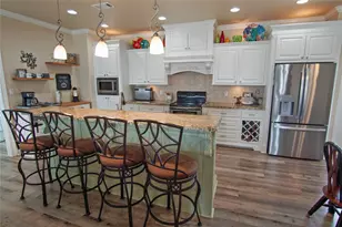 2566 Tide Dr, Crystal Beach, TX 77650 - Photo 14