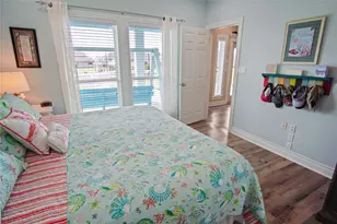 2566 Tide Dr, Crystal Beach, TX 77650 - Photo 28