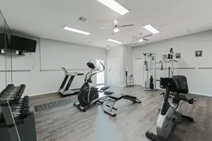 11111 W Montgomery Rd, Houston, TX 77088 - Photo 8