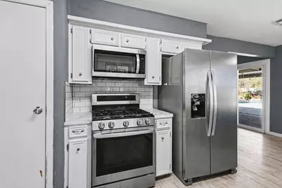 1306 W Stroker Road, Crosby, TX 77532 - Photo 14