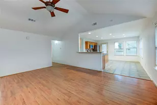 46 Drifting Shadows Cir, Conroe, TX 77385 - Photo 12