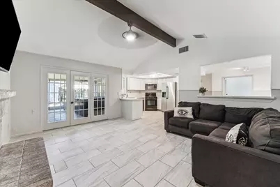 5123 Devon Green Drive, Katy, TX 77449 - Photo 6