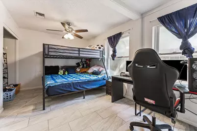 5123 Devon Green Drive, Katy, TX 77449 - Photo 10