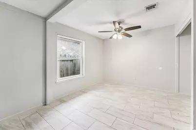 5123 Devon Green Drive, Katy, TX 77449 - Photo 8