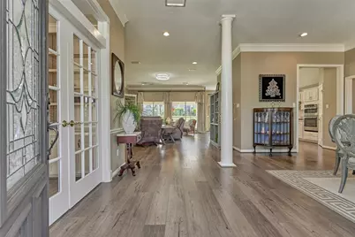 161 April Waters Drive N, Conroe, TX 77356 - Photo 4