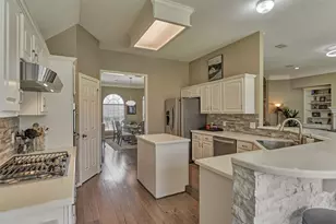 161 April Waters Dr N, Conroe, TX 77356 - Photo 18