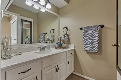 161 April Waters Drive N, Conroe, TX 77356 - Photo 34