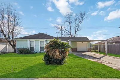 5942 Ridgeway Drive, Houston, TX 77033 - Photo 2