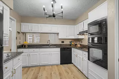 794 Thicket Lane, Houston, TX 77079 - Photo 20