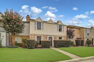 794 Thicket Ln, Houston, TX 77079 - Photo 2