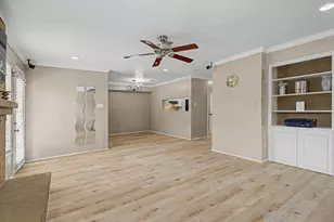 794 Thicket Ln, Houston, TX 77079 - Photo 16