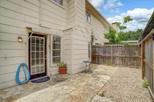 794 Thicket Ln, Houston, TX 77079 - Photo 44