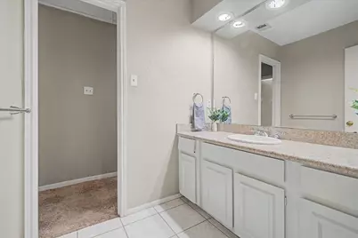 794 Thicket Lane, Houston, TX 77079 - Photo 42