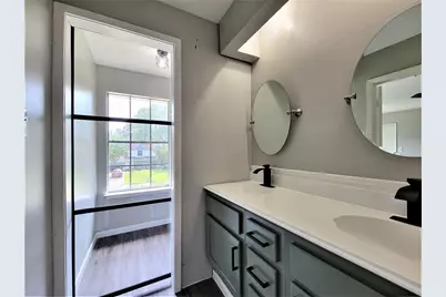 5110 Shady Gardens Drive, Houston, TX 77339 - Photo 8