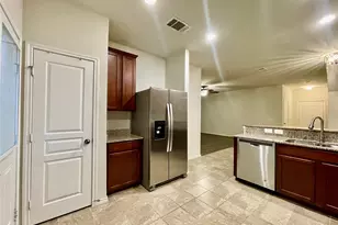4610 Champions Landing Dr, Houston, TX 77069 - Photo 12