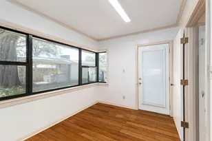 301 Bonham St, Columbus, TX 78934 - Photo 16