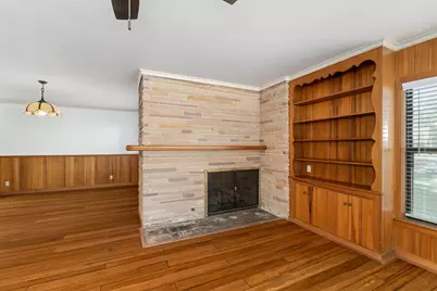 301 Bonham Street, Columbus, TX 78934 - Photo 6