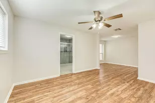 224 Banyan St, Lake Jackson, TX 77566 - Photo 20