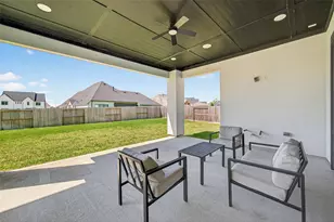 1303 Royal Knl Ln, Missouri City, TX 77459 - Photo 48