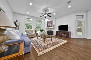 1809 Greenbriar Dr, Huntsville, TX 77340 - Photo 14