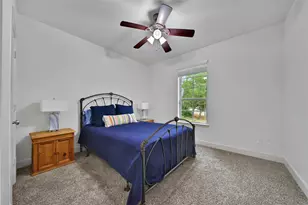 1809 Greenbriar Dr, Huntsville, TX 77340 - Photo 20