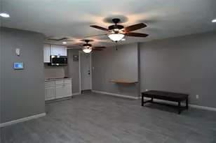 212 Summit Dr, Conroe, TX 77303 - Photo 16