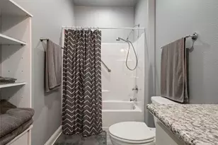 2005 Nelson St, Port Bolivar, TX 77650 - Photo 32