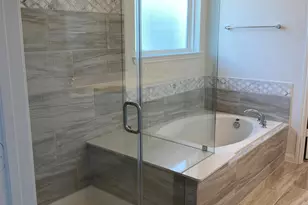 2418 Yacht Hbr Dr, Kemah, TX 77565 - Photo 6