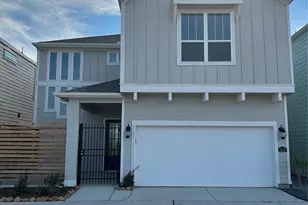 2418 Yacht Hbr Dr, Kemah, TX 77565 - Photo 1