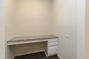 11 Pioneer Canyon Pl, The Woodlands, TX 77375 - Photo 16