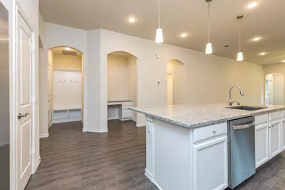 11 Pioneer Canyon Pl, The Woodlands, TX 77375 - Photo 4