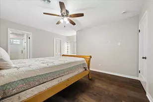 1522 19th Ave N, Texas City, TX 77590 - Photo 12