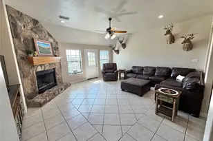 15903 County Rd 621, Angleton, TX 77515 - Photo 10