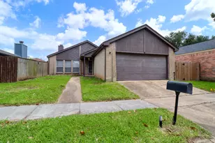 8522 Fawn Terrace Dr, Houston, TX 77071 - Photo 2