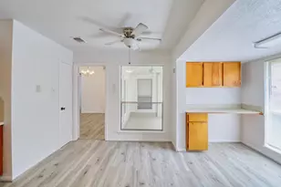 8522 Fawn Terrace Dr, Houston, TX 77071 - Photo 12