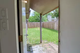 8522 Fawn Terrace Dr, Houston, TX 77071 - Photo 24