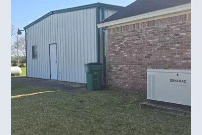 18195 Westbury Road, Beaumont, TX 77713 - Photo 32