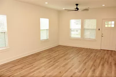 5217 Pickfair Street, Houston, TX 77026 - Photo 14