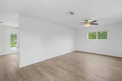 6315 Avenue T, Santa Fe, TX 77510 - Photo 8