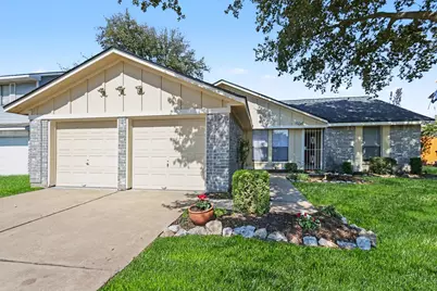 6810 Casablanca Drive, Houston, TX 77088 - Photo 1