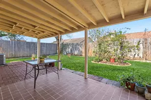 6810 Casablanca Dr, Houston, TX 77088 - Photo 34