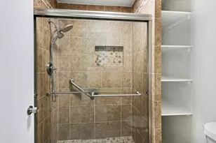 6810 Casablanca Dr, Houston, TX 77088 - Photo 24