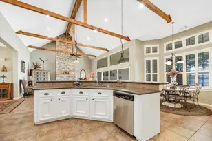 235 Island Dr, Livingston, TX 77351 - Photo 14