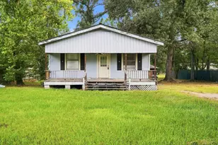 105 League St, Cleveland, TX 77327 - Photo 1