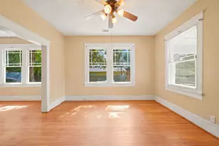 105 League St, Cleveland, TX 77327 - Photo 4