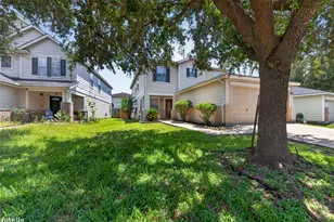 306 Mantova Dr, Houston, TX 77073 - Photo 2