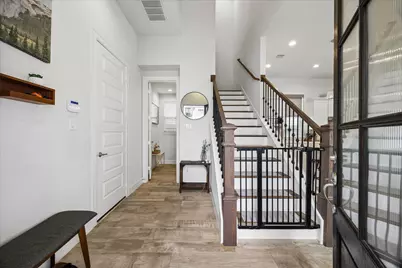 2804 Grand Fountains Drive #B, Houston, TX 77054 - Photo 6