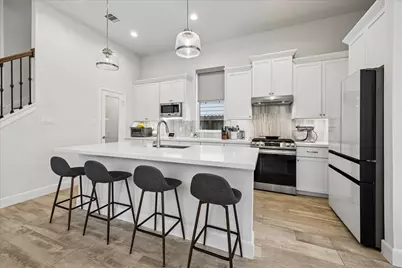 2804 Grand Fountains Drive #B, Houston, TX 77054 - Photo 14