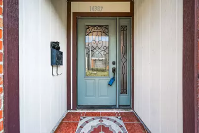 14387 Misty Meadow Lane, Houston, TX 77079 - Photo 4