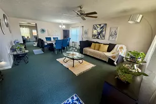 7130 Liberty Creek Tr, Houston, TX 77049 - Photo 4